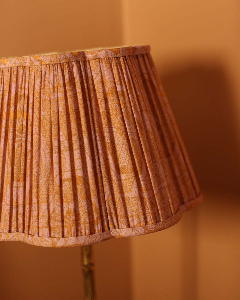 Silk Blend Scalloped Lampshade in Paisley Pink