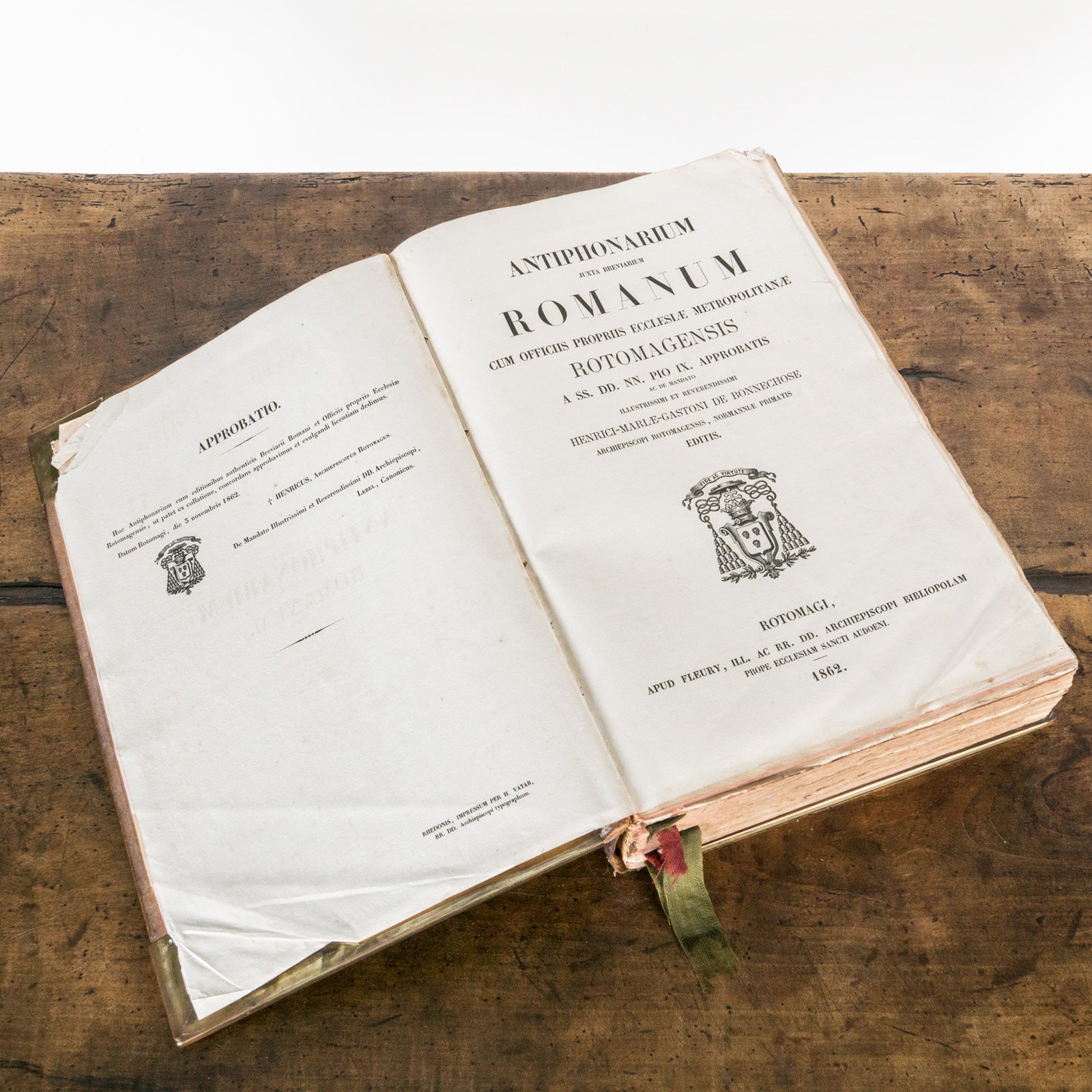Antique Roman Sing Book "Antiphonaire"
