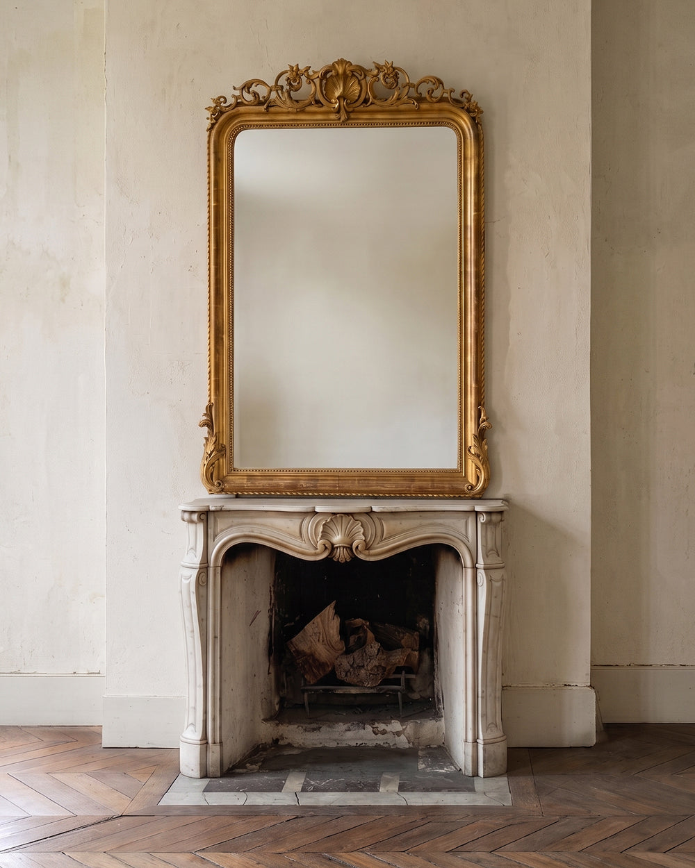 Majestic Louis Philippe Mirror with Shell Crest