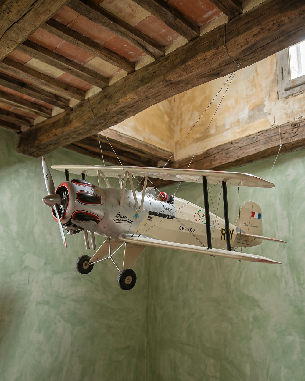 Vintage Sports & Travel Accessories | Wildschut Antiques